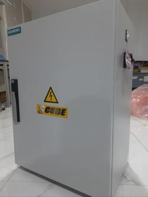 Armoire de commande standard V2AM (Renault SCUBE PMS V2AM) 