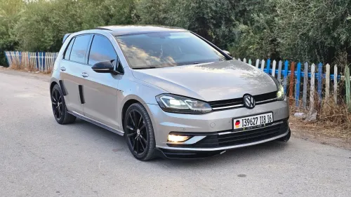 Volkswagen Golf 7 2018 Carat