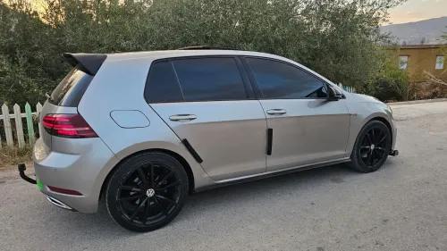 Volkswagen Golf 7 2018 Carat