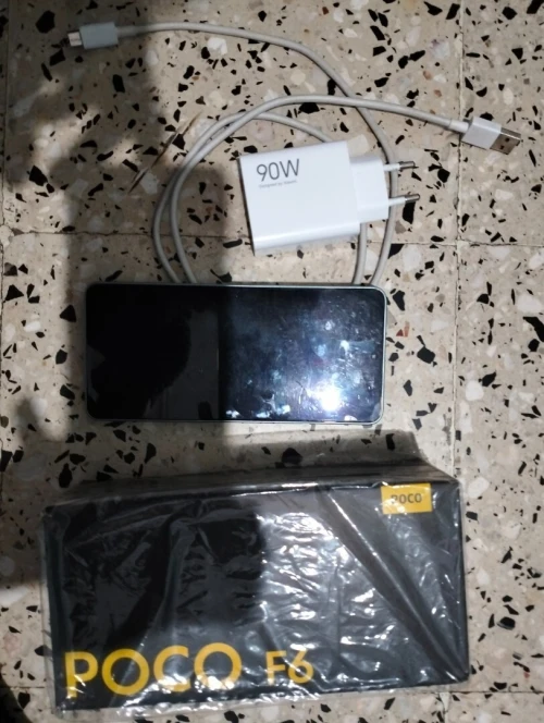 Poco f6 