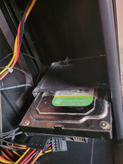 Pc Amd 3400g / 16gb 2666Mhz / 500gb Hdd