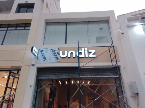 Alucobond , Forex et Enseigne Lumineuse