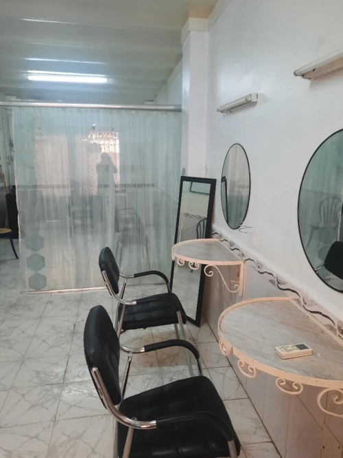 lot de matériel pour salon de coiffure