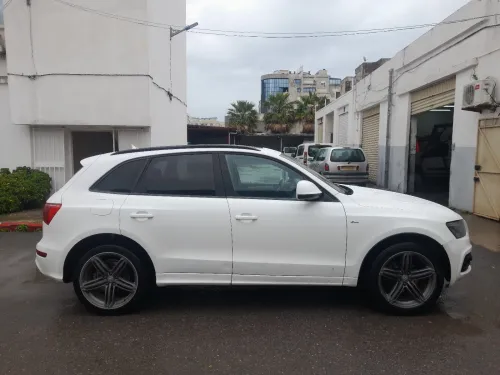 Audi Q5 2012 Off Road