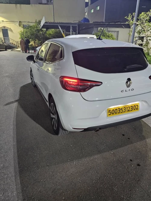 Renault Clio 5  2023 