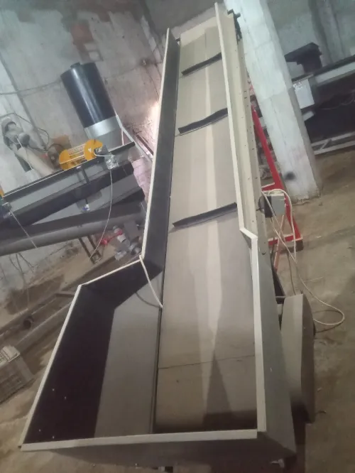Tapis de triage pour recyclage plastique neuf jamais utilisé