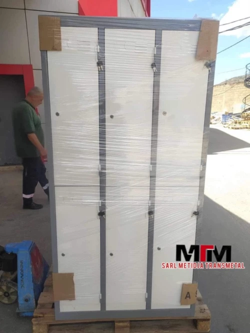 Fabrication armoire métallique et casiers vestiaire 