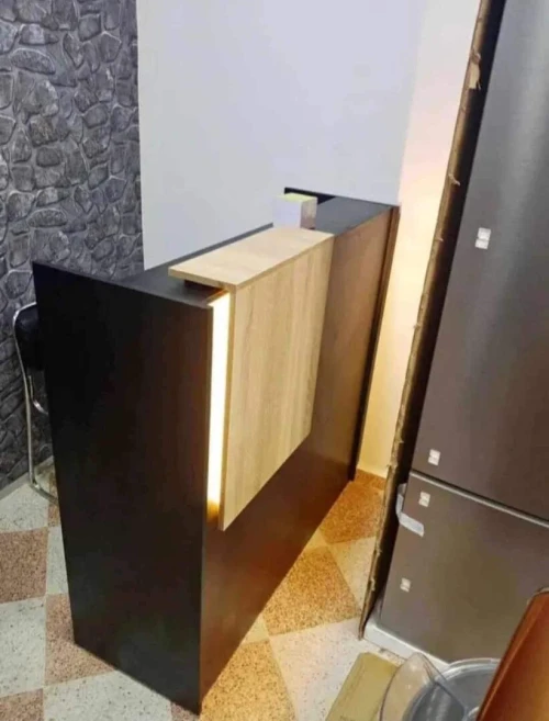 Fabrication Comptoirs de réception moderne sur mesure 