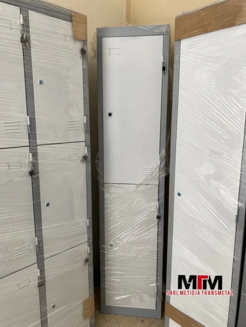 Fabrication armoire métallique et casiers vestiaire 