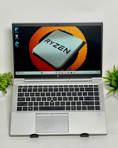 HP Elitebook 845 G8 Ryzen 5 pro 5650U 16GB / 256 Gb