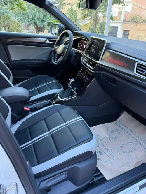 Volkswagen T-Roc 2025 R- Line Edition 