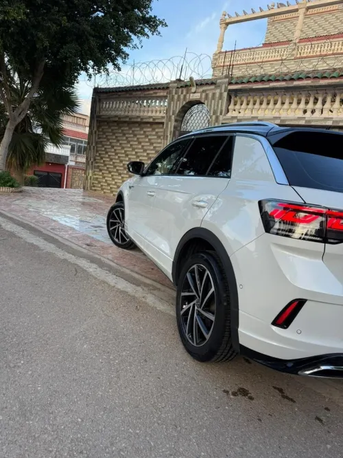 Volkswagen T-Roc 2025 R- Line Edition 