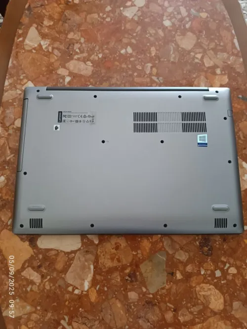 Lenovo IdeaPad 330