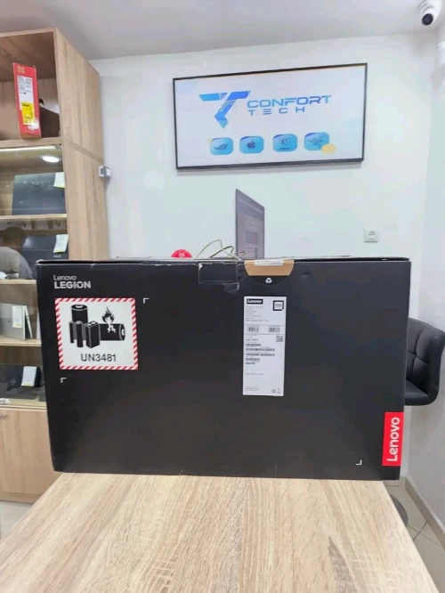 LENOVO LEGION 7 PRO Gen 10 ULTRA 9 275HX