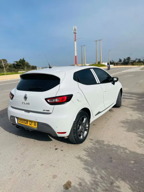 Renault Clio 4 2021 GT Line +