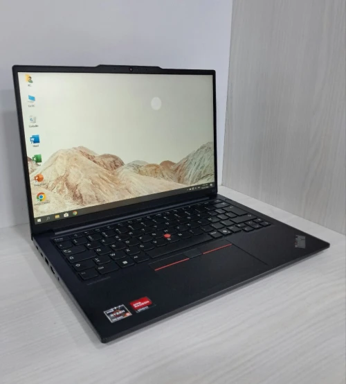 Lenovo Thinkpad E14 gen6 | Ryzen 5 7535U | 16Go DDR5 4800Mhz | 512Gb Nvme | 14" Full HD