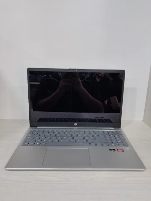 HP laptop | Ryzen 7 7730U | 16 Go DDR4 | 512 Gb Nvme | 15.6" Full HD TACTILE