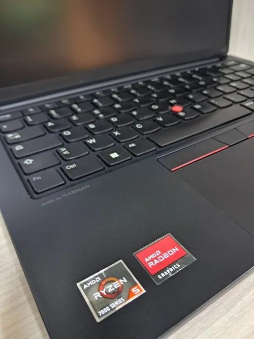 Lenovo Thinkpad E14 gen6 | Ryzen 5 7535U | 16Go DDR5 4800Mhz | 512Gb Nvme | 14" Full HD