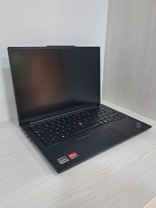Lenovo Thinkpad E14 gen6 | Ryzen 5 7535U | 16Go DDR5 4800Mhz | 512Gb Nvme | 14" Full HD