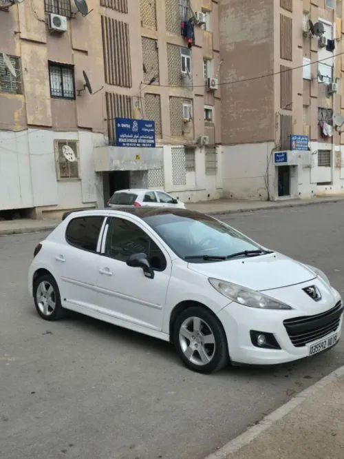 Peugeot 207 CC 2010 207 CC