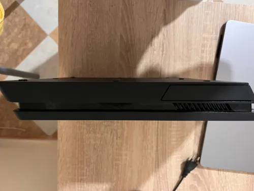 PS4 slim