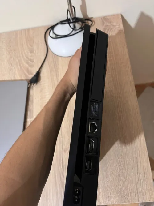 PS4 slim