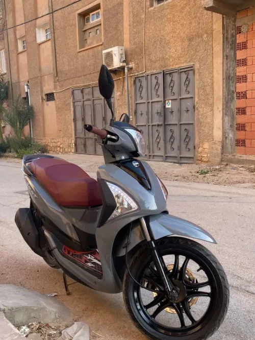 Sym St 2025