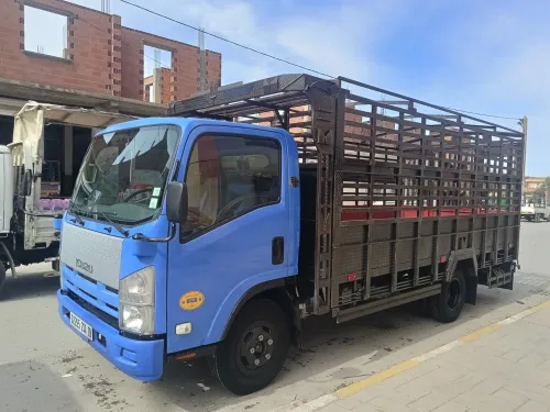 Isuzu Isuzu 2014