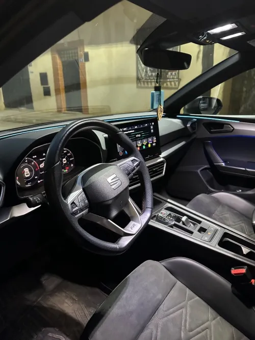 Seat Leon 2024 FR beats la full option