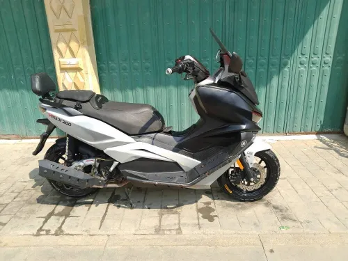 Vmax 200cc 2021