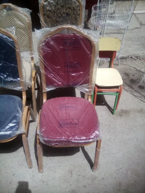 Chaises de salle de fêtes كرسي قاعة الحفلات