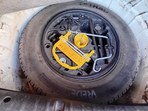Renault Clio 2 1998 Initial