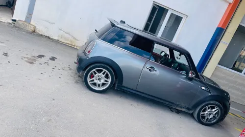 Mini R56 2009 R56