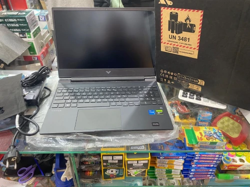 HP VICTUS GAMING LAPTOP RTX 3050 16 GO RAM SSD LIVRAISON DISPONIBLE