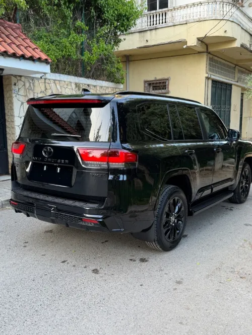 Toyota Land Cruiser  2026 VXR VIP