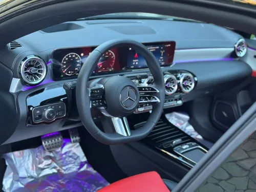 Mercedes CLA 200 2025 AMG