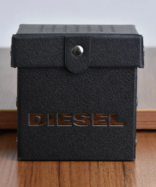 Diesel On DZT2019 smartwatch