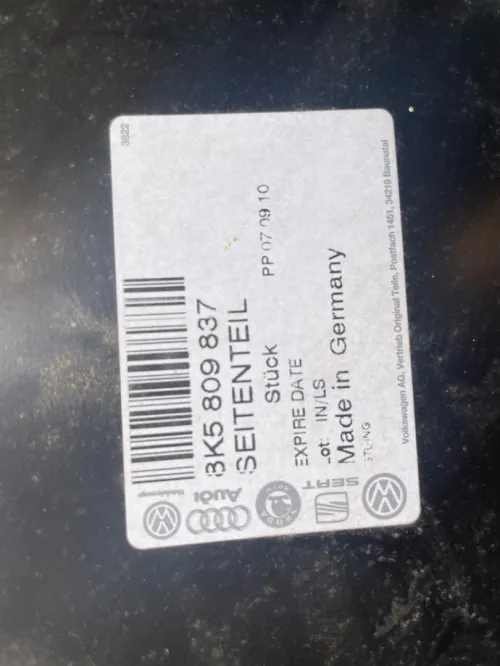 aile arrière côté gauche Audi a4 2009