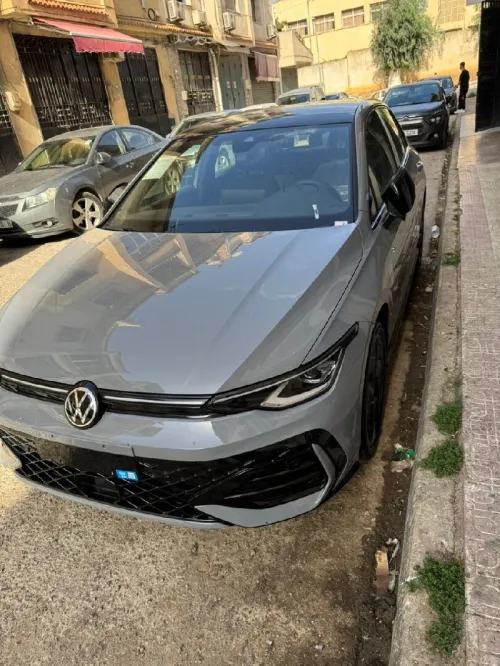 Volkswagen Golf 8 2025 Tsi