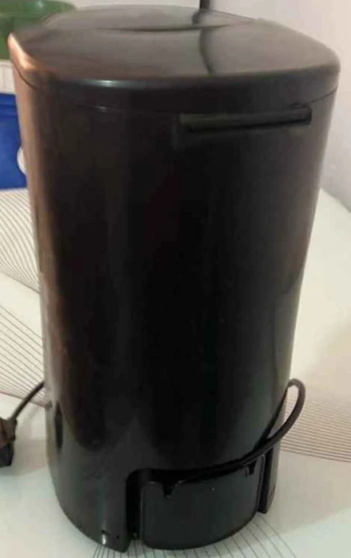 ماشينة تع قهوة (coffee machine)