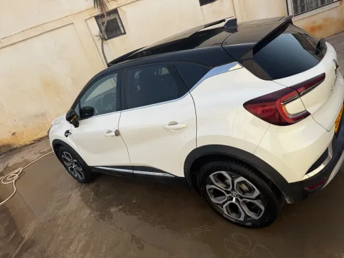 Renault Captur 2023 Intense
