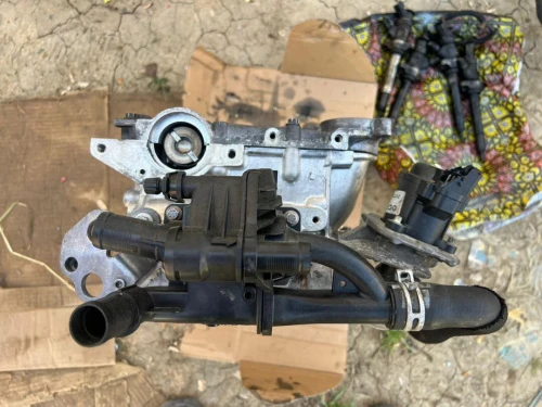 Culasse 1.6 HDi 2 arbracam complet
