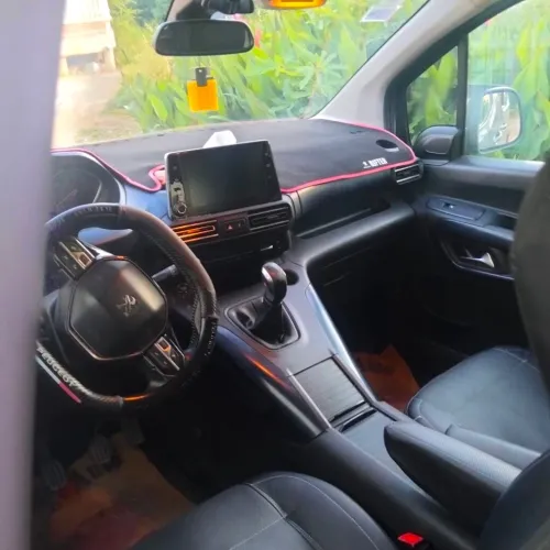 Peugeot Partner 2020 Tepee Allure 