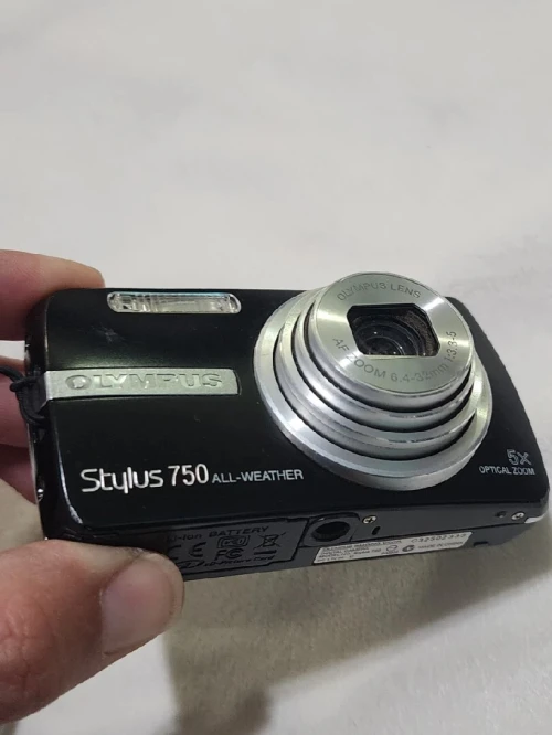Digicam olympus u750