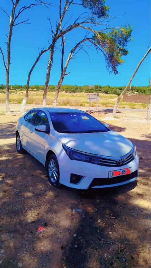 Toyota Corolla 2015 Premium