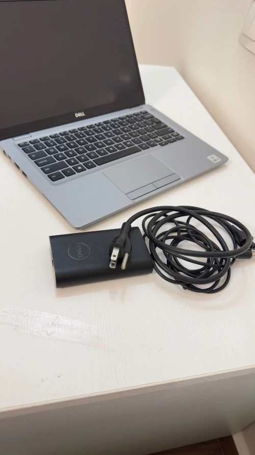 Laptop Dell, Latitude 5310, CPU i5-10310 (10 eme génération).