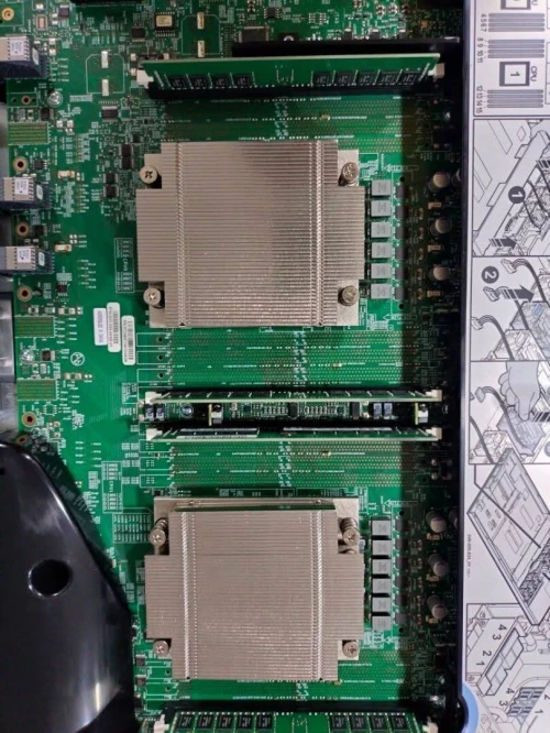 Server Dell EMC  RecoverPoint 2 Processeur Intel Xeon E5-2620 v3 @ 2,40 GHz 12 cœurspp000