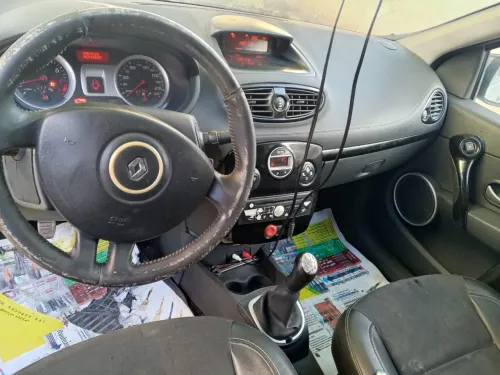 Renault Clio 3 2010 Nathan day