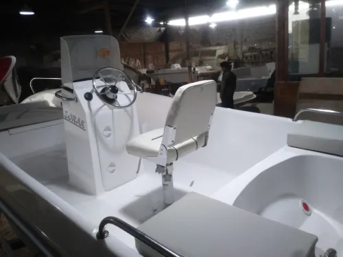 Bateau ZORAK 4.5 cc
