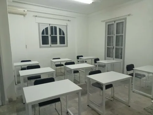 Meubles et chaises de bureau